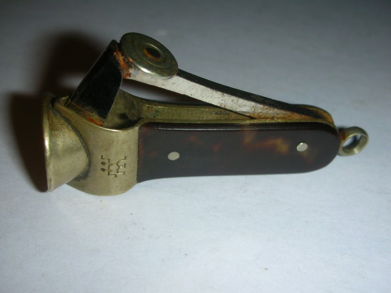 Cigar/cheroot cutter South Perth Antiques & Collectables