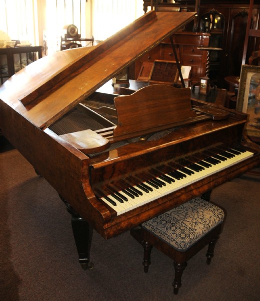 Piano's Organ's and music stools