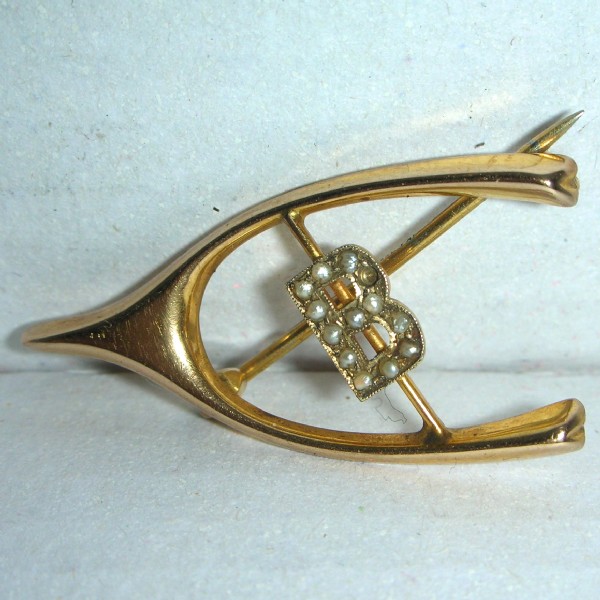 An Australian 9ct wishbone brooch South Perth Antiques & Collectables