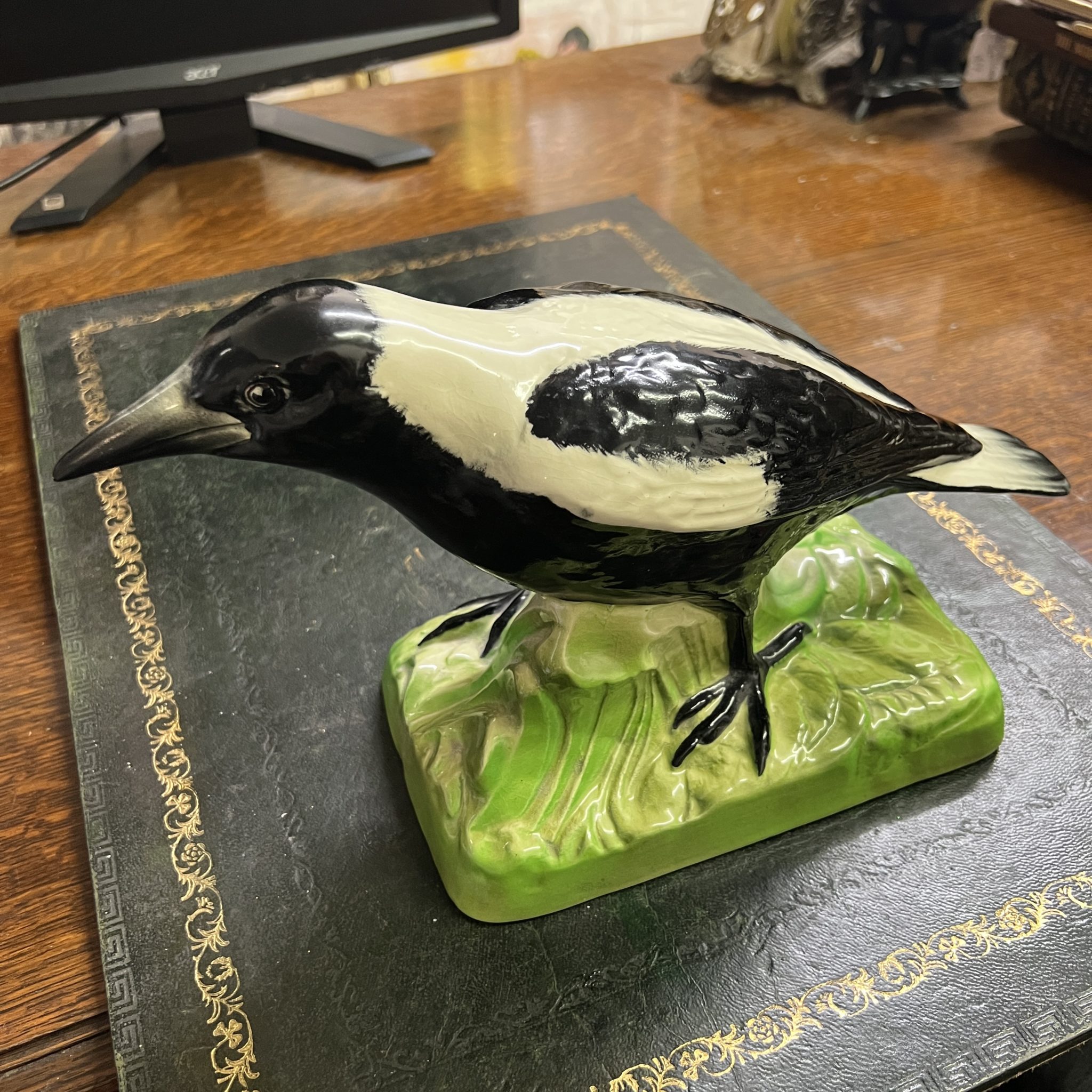 A Wembley Ware Magpie South Perth Antiques & Collectables