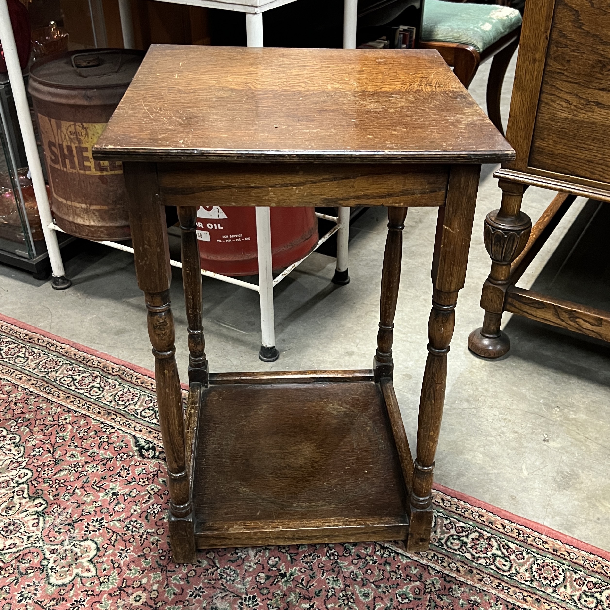 Oak Occasional Table - South Perth Antiques & Collectables