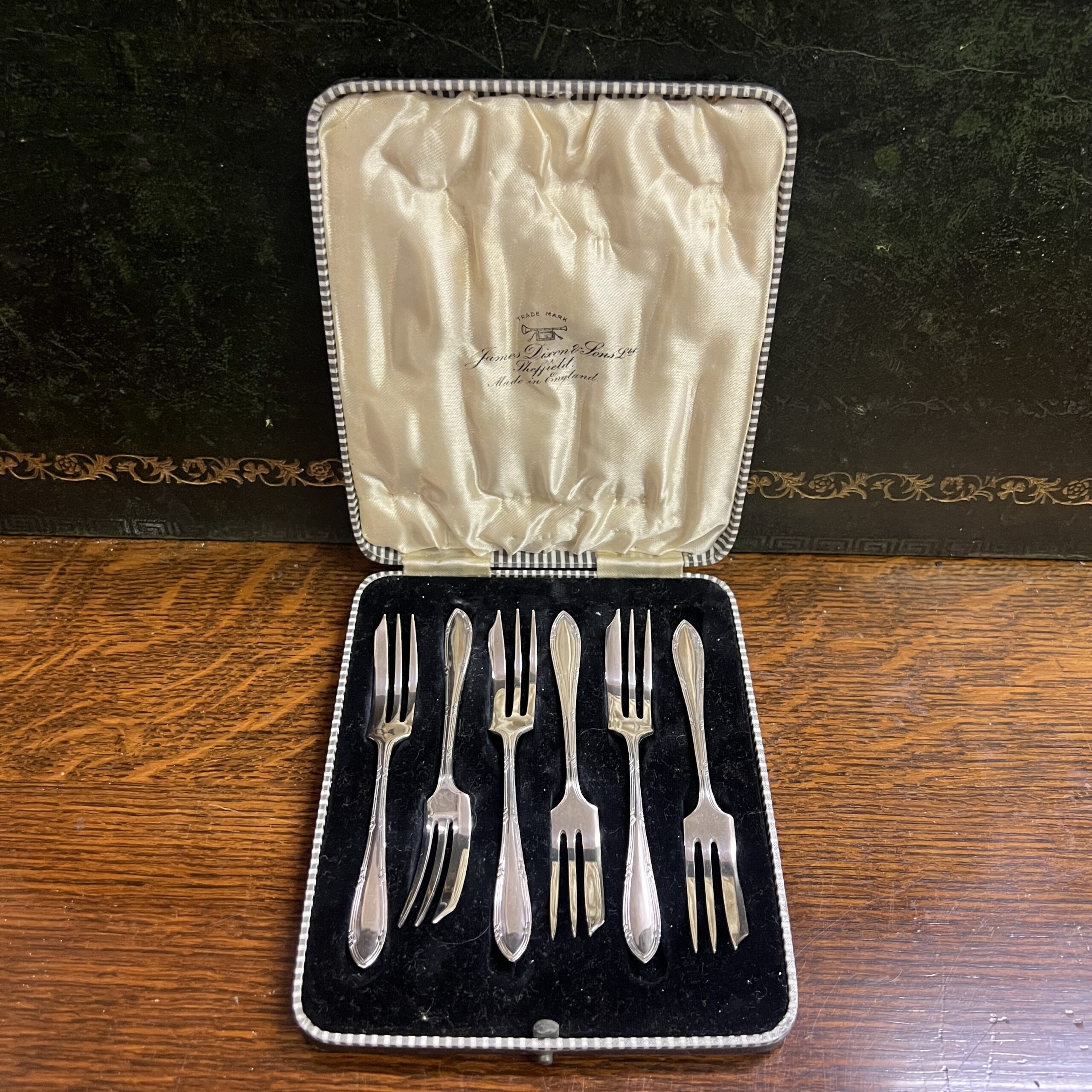 Silver plated cake forks South Perth Antiques & Collectables